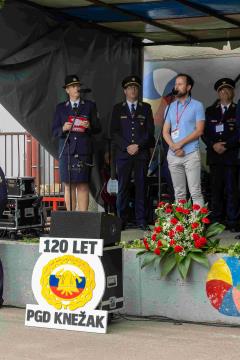 10 Gasilce je pozdravil tudi župan dr. Gregor Kovačič s